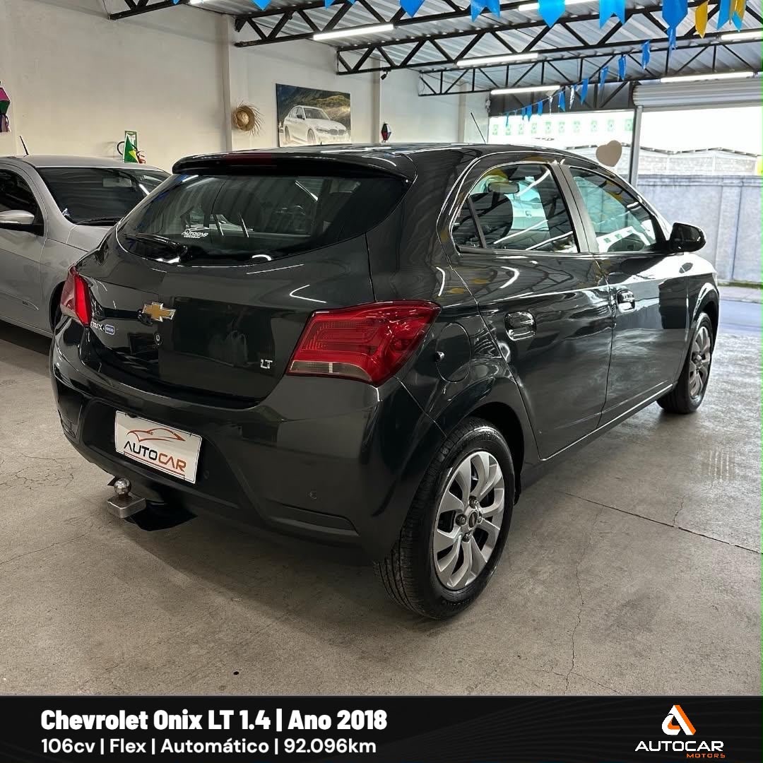 CHEVROLET  Onix LT 1.4 Automático 